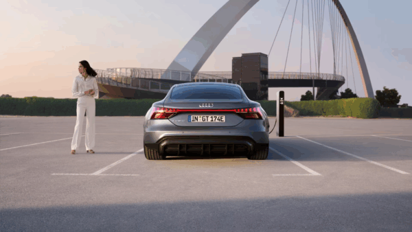 E-tron GT Quattro - Image 2